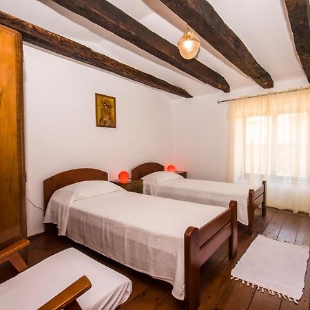 Holiday Home Trostova Kuca Pazin Exterior photo