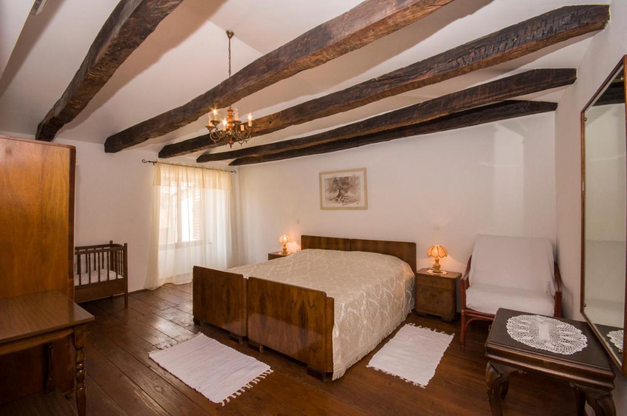 Holiday Home Trostova Kuca Pazin Exterior photo